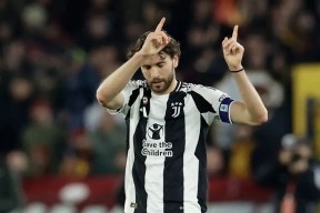 包含尤文主场大捷，球员赛后激动庆祝胜利，虽然环境.的词条爱游戏赛事直播