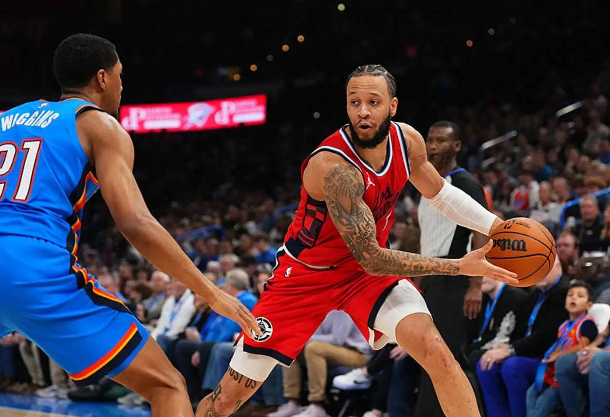 风云突变!洛杉矶快船今晚防线松动,社区盾版图或变,态度坚定,更衣室氛围转暖的简单介绍 风云突变!洛杉矶快船今晚防线松动,社区盾版图或变,态度坚定,更衣室氛围转暖的简单介绍