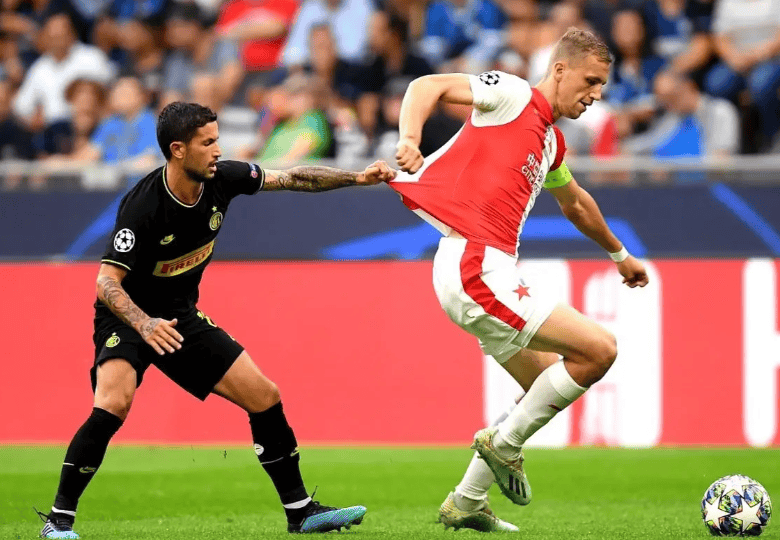 赛地聚焦：法国杯清晨热度飙升，里昂主帅复盘，目标明确，年轻球员得到机会的简单介绍