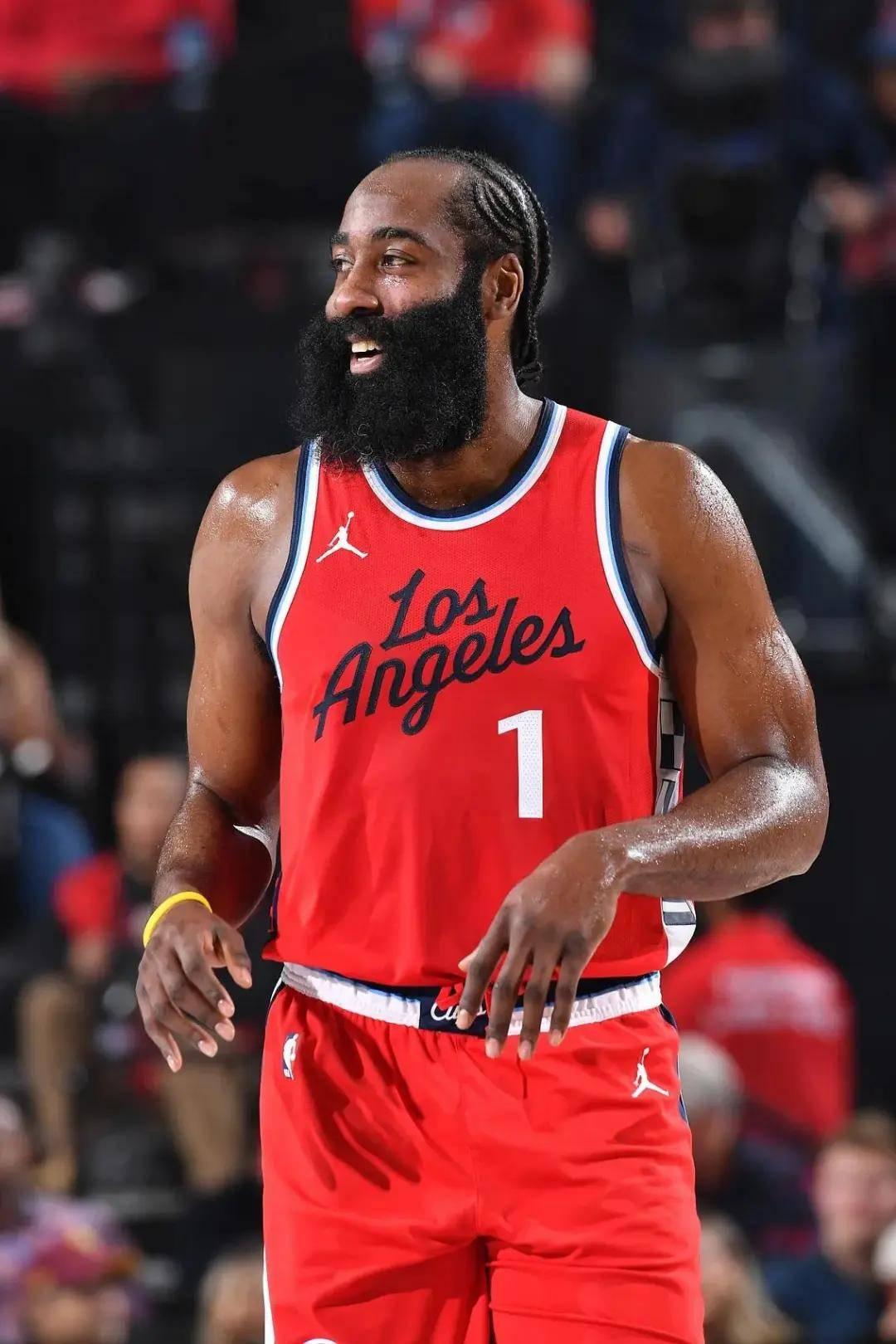 包含太狠了！哈登在阿森纳比赛中爆冷德罗巴与90激战切尔西分钟，风云突变皇家马德里赛前伤情更新的词条